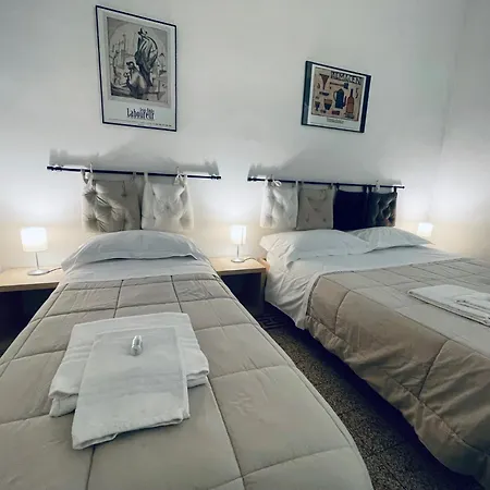 Celso Otto Homestay Florence